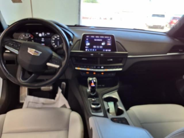 2022 Cadillac CT4 Premium Luxury