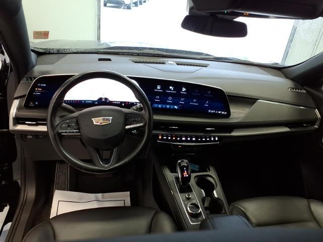 2025 Cadillac XT4 Premium Luxury