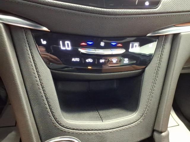 2023 Cadillac XT5 FWD Premium Luxury