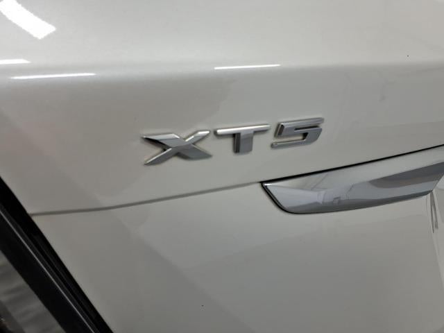 2021 Cadillac XT5 AWD Sport