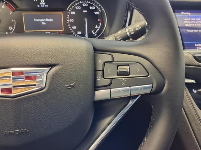 2025 Cadillac XT6 Luxury