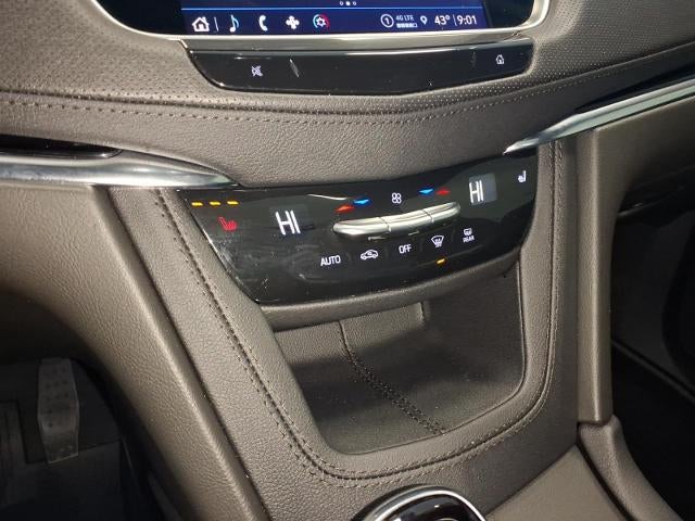 2023 Cadillac XT6 Luxury