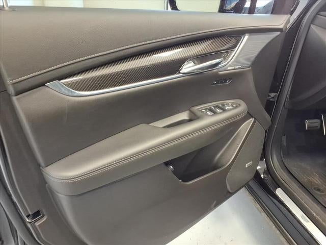 2023 Cadillac XT6 Sport