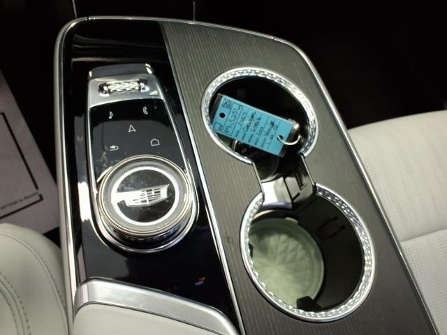 2024 Cadillac LYRIQ Luxury 1