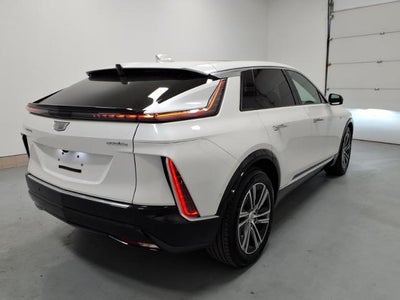 2024 Cadillac LYRIQ Luxury 1