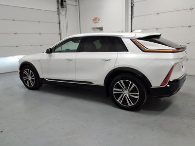 2024 Cadillac LYRIQ Luxury 1