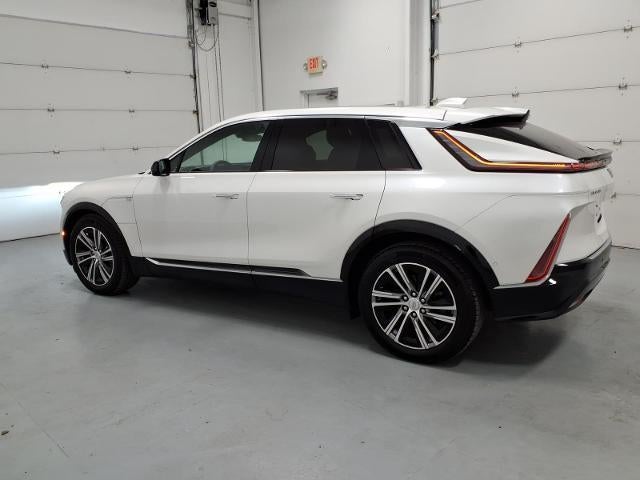 2024 Cadillac LYRIQ Luxury 1