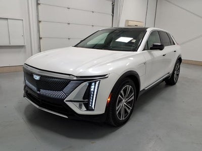2024 Cadillac LYRIQ Luxury 1