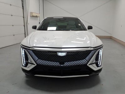 2024 Cadillac LYRIQ Luxury 1