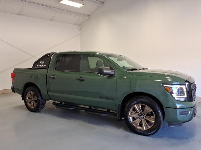 2024 Nissan Titan SV