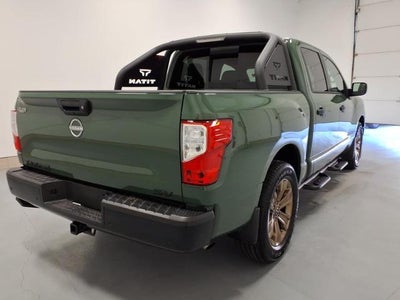 2024 Nissan Titan SV