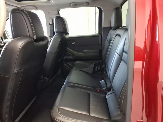 2024 Nissan Frontier SL