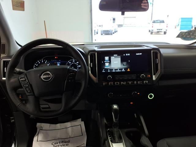 2025 Nissan Frontier SV