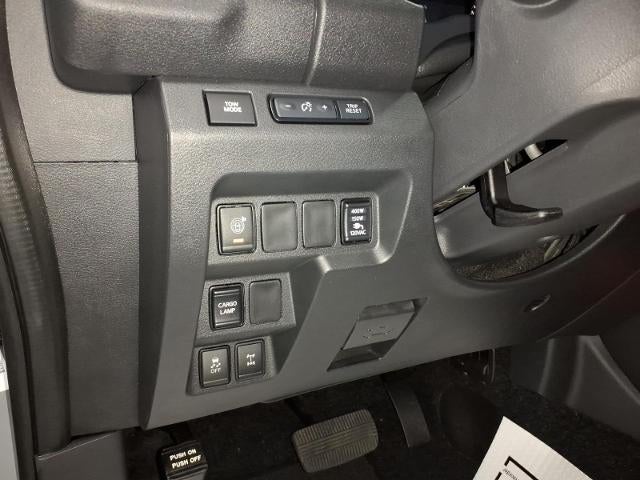 2026 Nissan Frontier PRO-4X w/R Package
