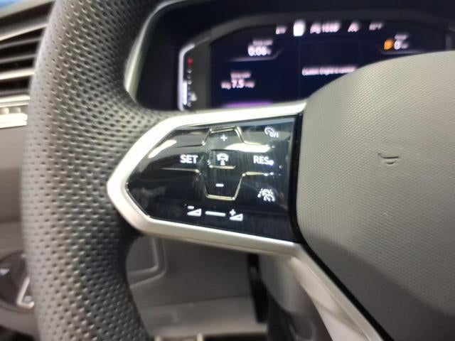 2024 Volkswagen Tiguan SEL R-Line