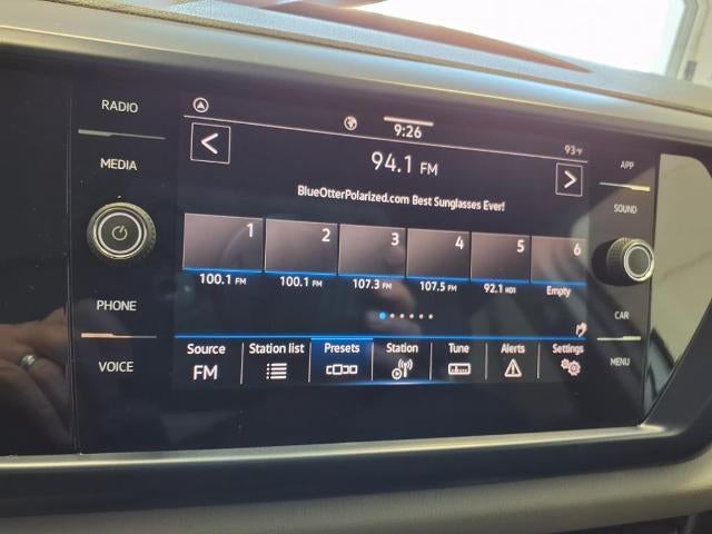 2022 Volkswagen Taos SE