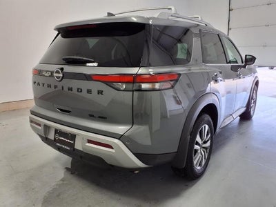 2023 Nissan Pathfinder SL