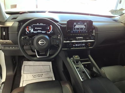 2023 Nissan Pathfinder Platinum