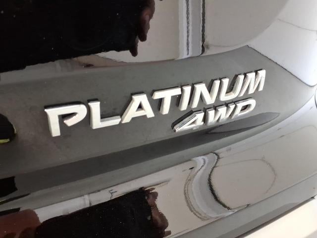2025 Nissan Pathfinder Platinum