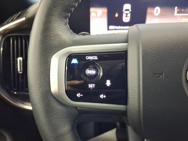 2025 Nissan Armada SL