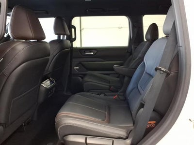 2025 Nissan Armada SL