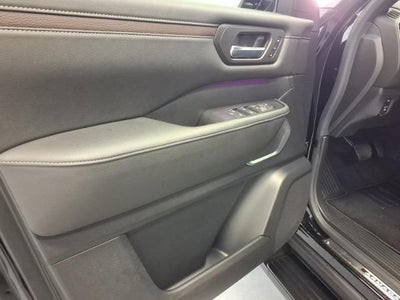 2025 Nissan Armada Platinum