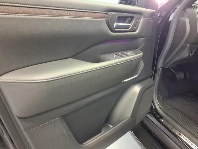 2025 Nissan Armada Platinum
