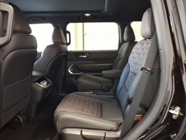 2025 Nissan Armada Platinum