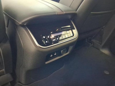 2025 Nissan Armada Platinum