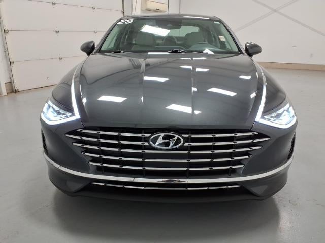 2023 Hyundai Sonata Hybrid Blue